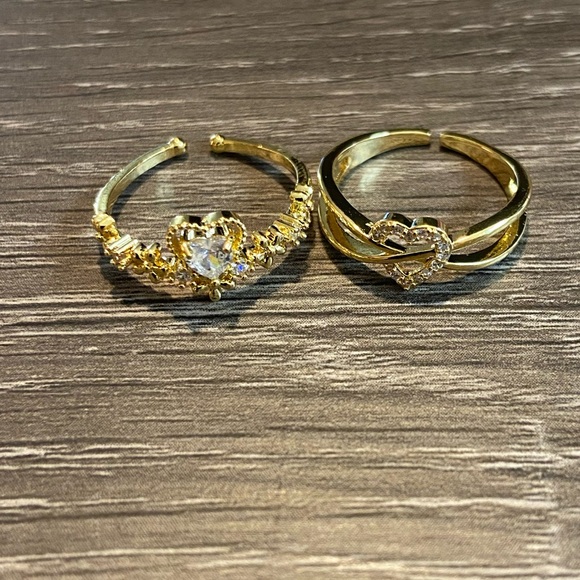 2 Gold colored heart rings - Picture 2 of 3